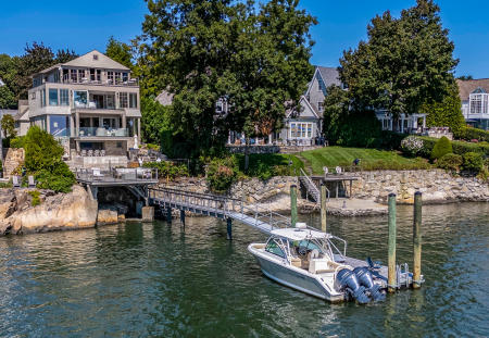 Why Architects Trust Our Drone Services
Professional Expertise: Our team works closely with architects to deliver visuals tailored to their specific needs.
Advanced Technology: We use state-of-the-art drones to ensure the highest quality imagery and data.
Custom Solutions: We adapt our services to suit each projects unique requirements.
Safety and Compliance: Our licensed drone operators follow all FAA regulations, ensuring safe and reliable operations.
"Professional Drone Services for Architects in CT"
"aerial visualization for architects," "drone imagery for building planning," etc.
 Focus on how drones aid design, 3D modeling, and presentations.
construction site drone photo in CT,
Using Drones for Construction,Drone Technology in Modern Building Projects