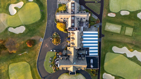 Why Architects Trust Our Drone Services
Professional Expertise: Our team works closely with architects to deliver visuals tailored to their specific needs.
Advanced Technology: We use state-of-the-art drones to ensure the highest quality imagery and data.
Custom Solutions: We adapt our services to suit each projects unique requirements.
Safety and Compliance: Our licensed drone operators follow all FAA regulations, ensuring safe and reliable operations.